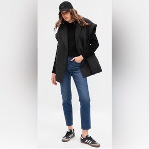 GAP Black Quilted Vest